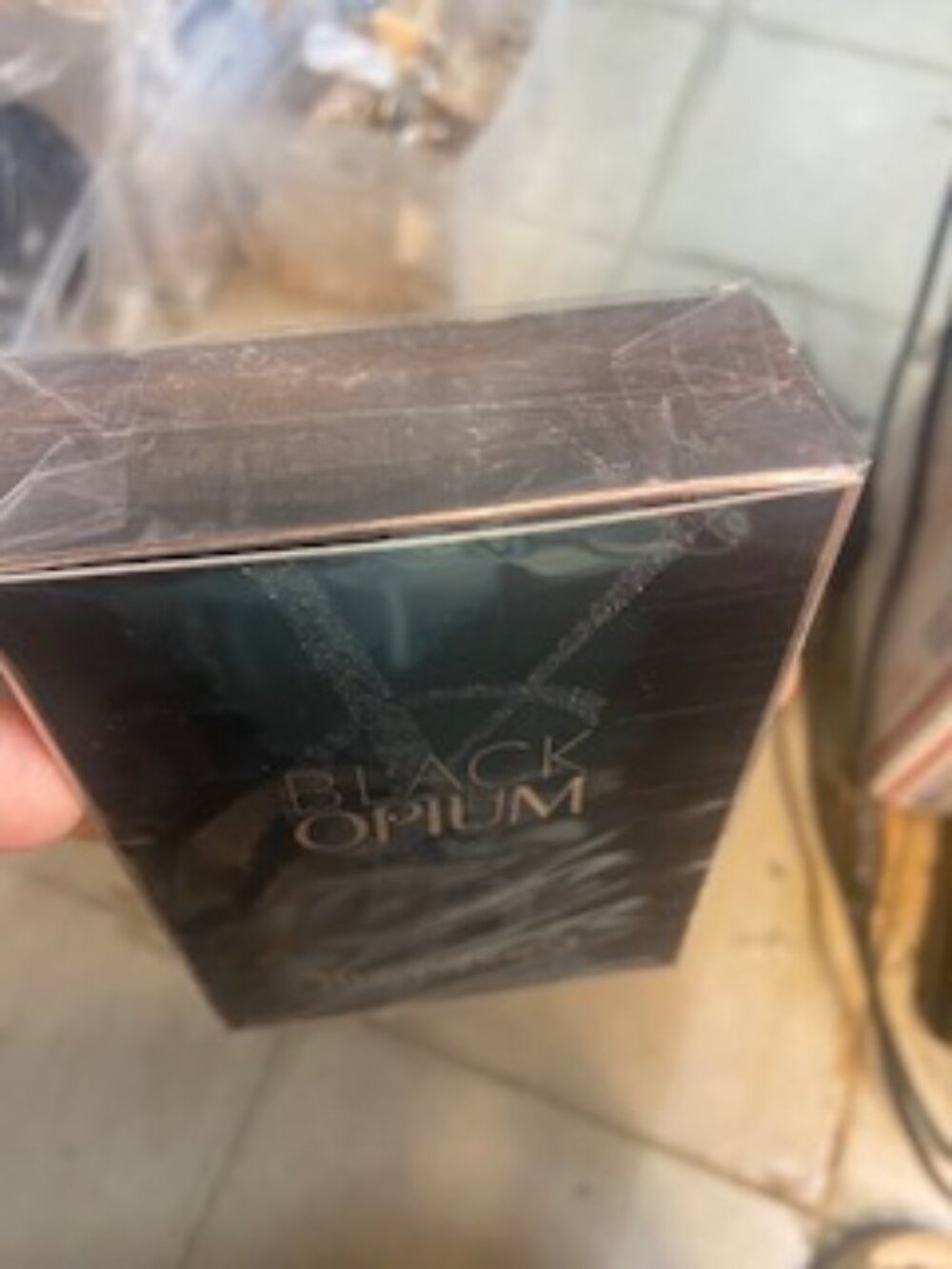 Yves Saint Laurent Black Opium Eau de Parfum Spray 3 oz/90 ml Regular Size - Picture 3 of 4